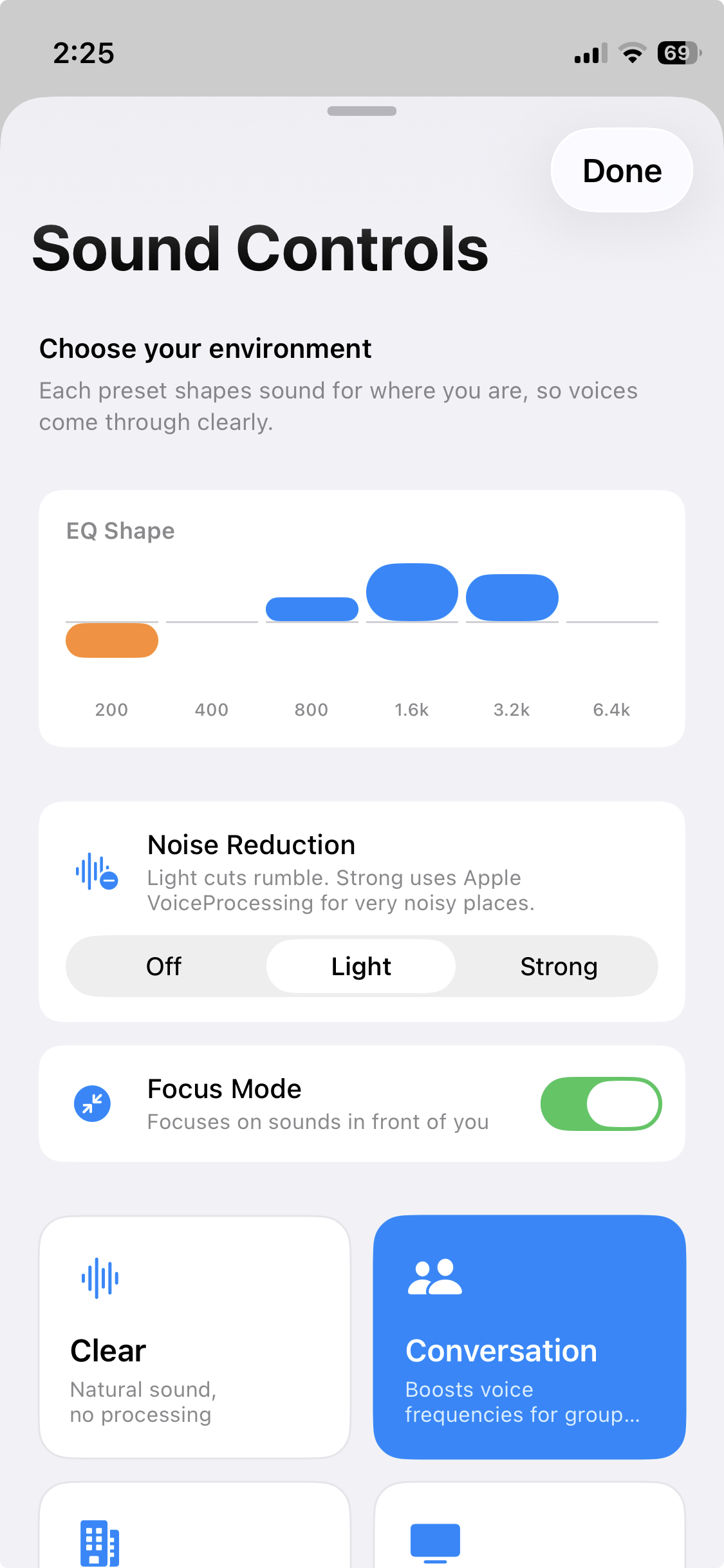 Clarive sound controls screen showing EQ visualization and 4 environment preset cards